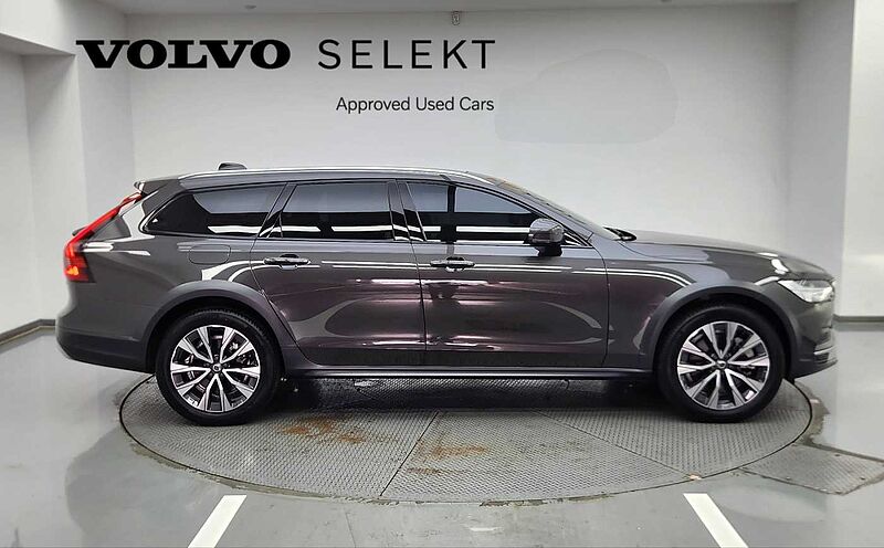 Volvo  Ultimate, B5 AWD mild hybrid, 가솔린