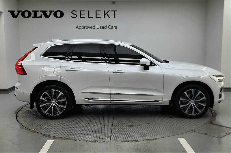 Volvo  Recharge Inscription, T8 AWD plug-in hybrid