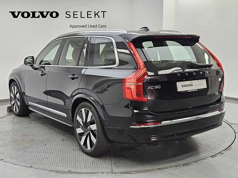 Volvo  T8 AWD Ultimate Bright