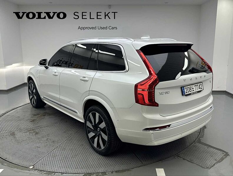 Volvo  Recharge Ultimate, T8 AWD plug-in hybrid, 전기/가솔린, Bright, 7 좌석