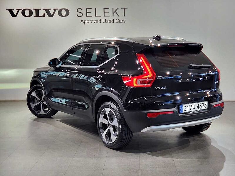 Volvo  Ultimate, B4 AWD 마일드 하이브리드, 가솔린, 브라이트