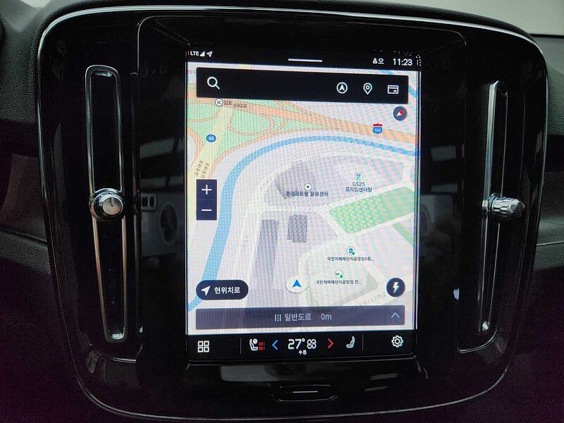 Volvo  Recharge Ultimate Twin