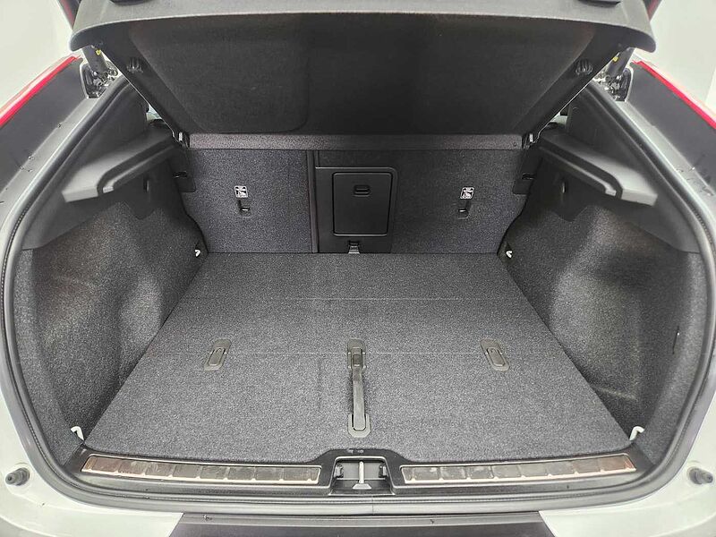 Volvo  Recharge Ultimate Twin