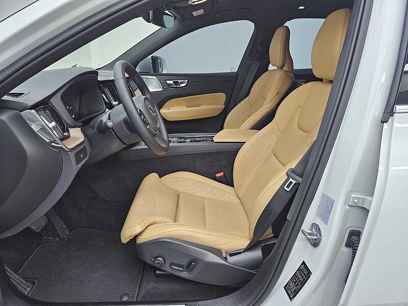 Volvo  B6 AWD Ultimate Bright