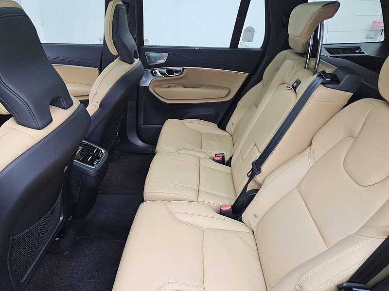 Volvo  B6 AWD Ultra Bright