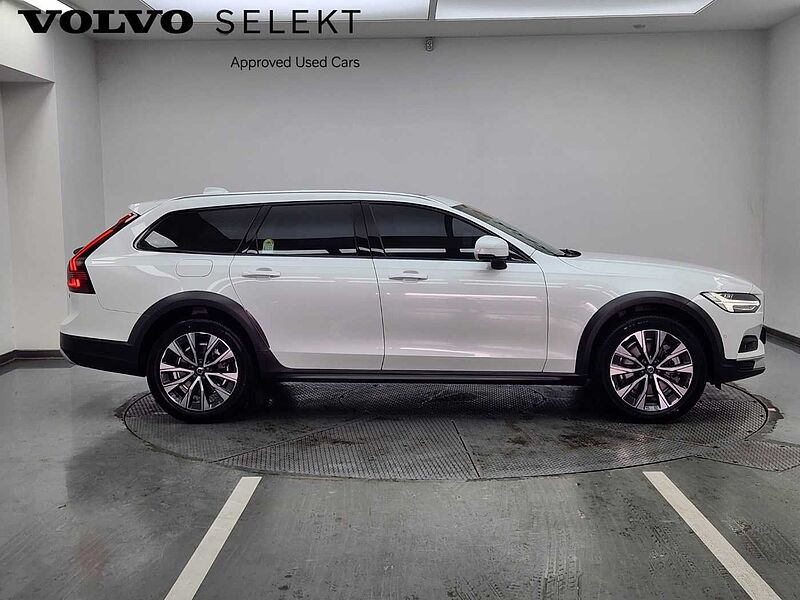Volvo  B5 AWD Ultimate