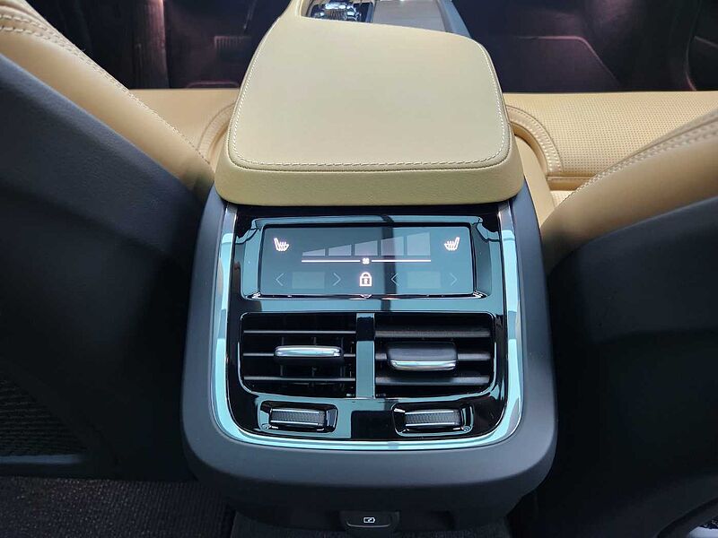 Volvo  B5 AWD Ultimate