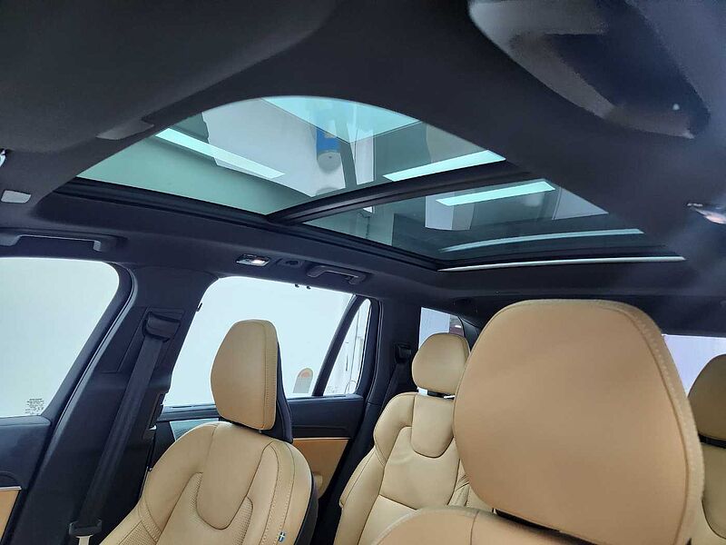 Volvo  B6 AWD Ultimate Bright