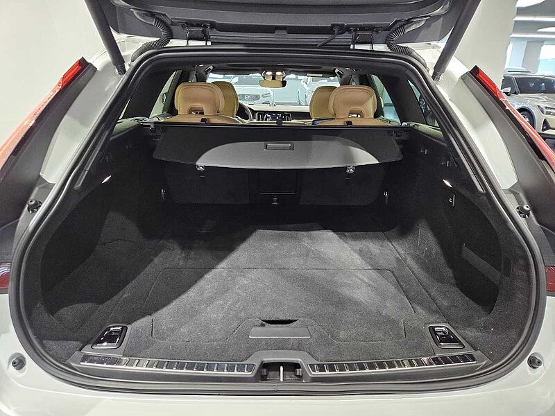 Volvo  Ultimate, B5 AWD 마일드 하이브리드, 가솔린, 브라이트