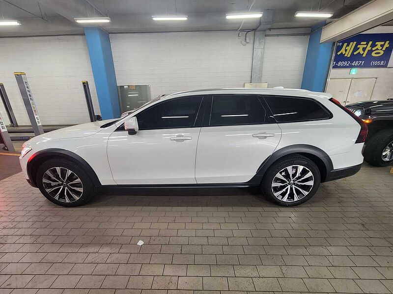 Volvo  Ultimate, B5 AWD 마일드 하이브리드, 가솔린, 브라이트
