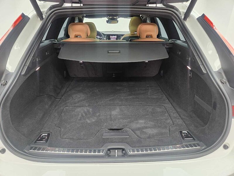 Volvo  Ultimate, B5 AWD 마일드 하이브리드, 가솔린, 브라이트