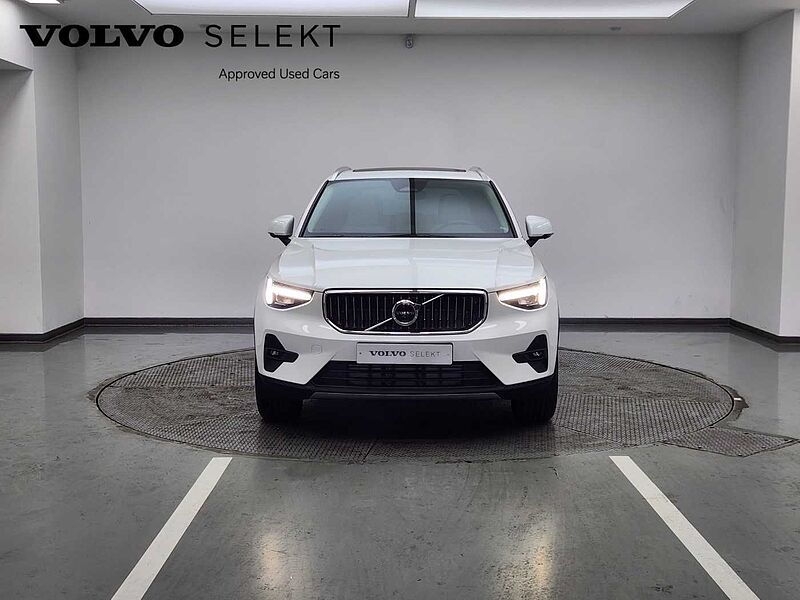 Volvo  B4 AWD Ultimate Bright