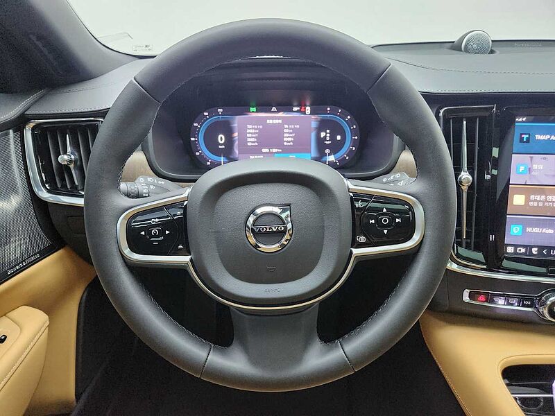 Volvo  Ultimate, B5 AWD 마일드 하이브리드, 가솔린, 브라이트