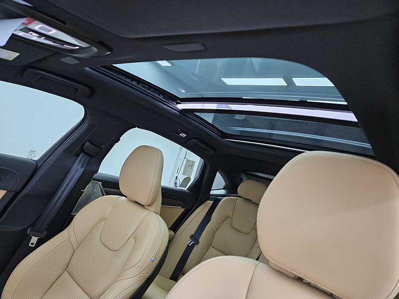 Volvo  Ultimate, B5 마일드 하이브리드, 가솔린, 브라이트