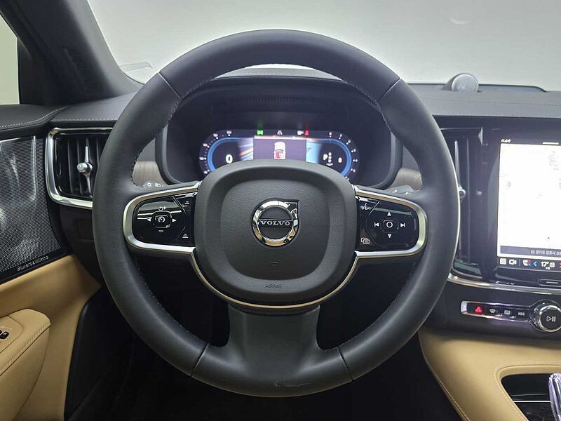 Volvo Ultimate, B5 마일드 하이브리드, 가솔린, 브라이트