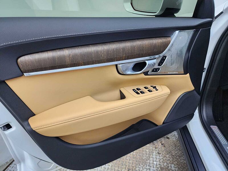 Volvo  Ultimate, B5 AWD 마일드 하이브리드, 가솔린, 브라이트