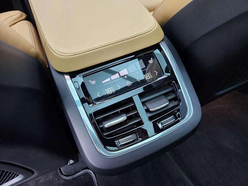 Volvo  Ultimate, B6 AWD mild hybrid, 가솔린, Bright, 7 좌석