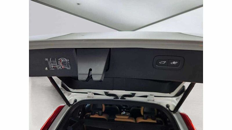Volvo  Ultimate, B6 AWD mild hybrid, 가솔린, Bright, 7 좌석