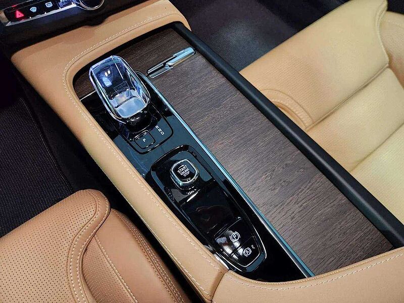 Volvo  Ultimate, B5 AWD 마일드 하이브리드, 가솔린, 브라이트