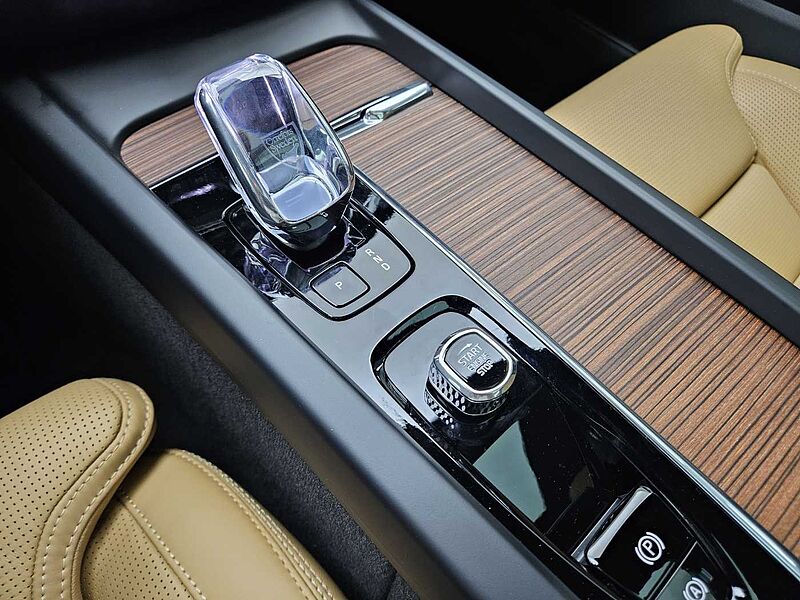 Volvo  Ultra, B5 AWD 마일드 하이브리드, 가솔린, 브라이트
