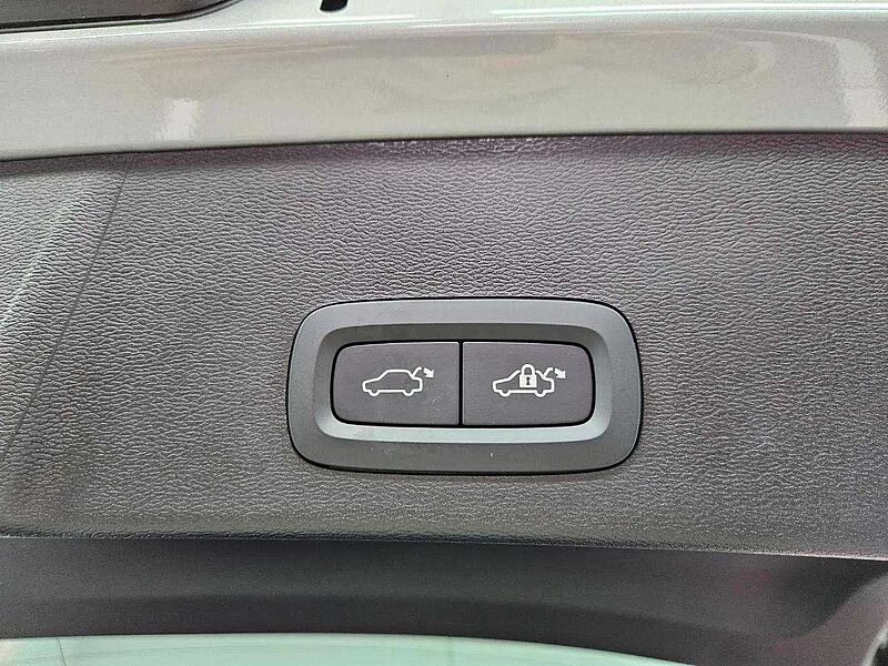 Volvo  Ultra, B4 AWD 마일드 하이브리드, 가솔린, 브라이트
