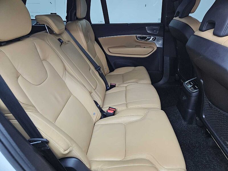 Volvo  T8 AWD Ultimate Bright