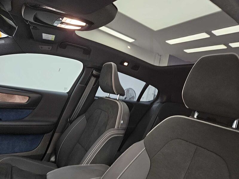 Volvo  Recharge Ultimate Twin Motor