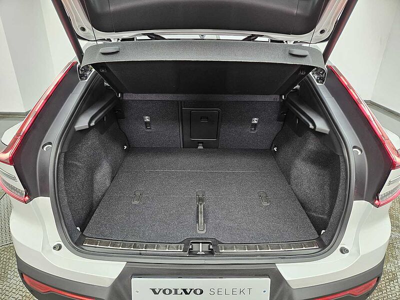 Volvo  Recharge Ultimate Twin Motor