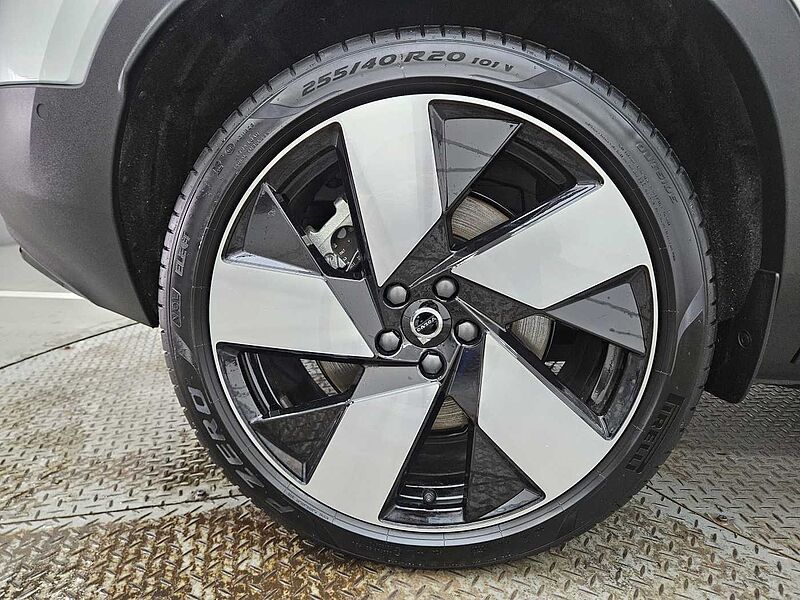 Volvo  Recharge Ultimate Twin Motor