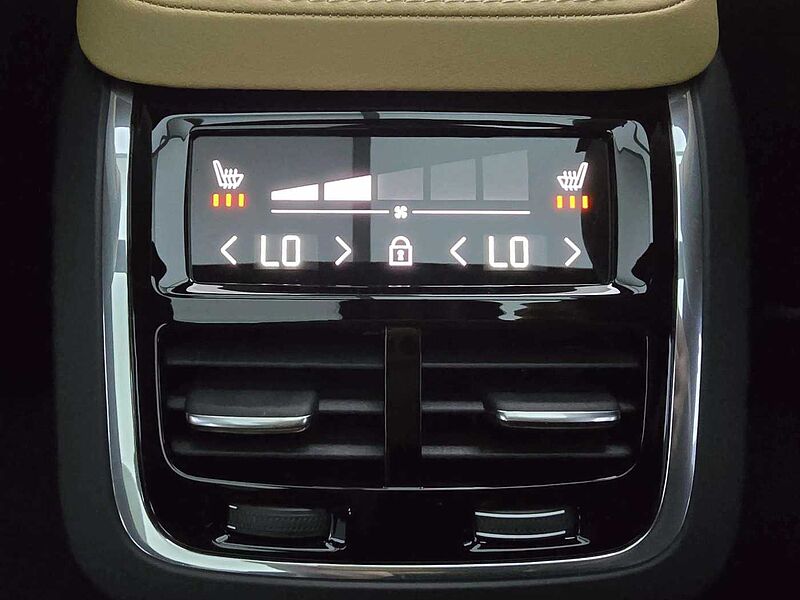 Volvo  Ultimate, B5 AWD 마일드 하이브리드, 가솔린, 브라이트