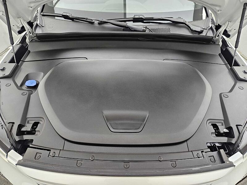Volvo  Recharge Ultimate