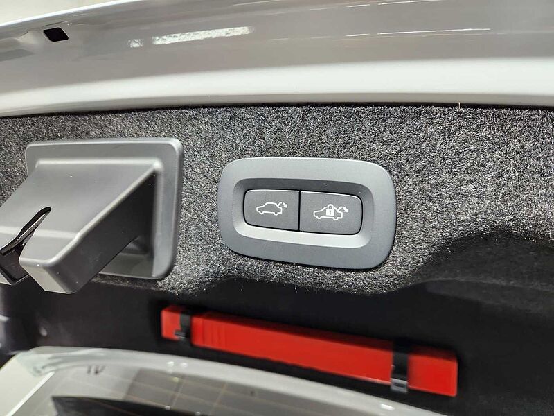 Volvo  B5 Ultra bright