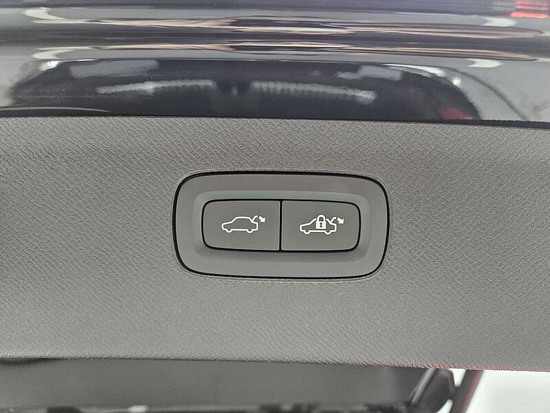 Volvo Recharge Ultimate, T8 AWD 플러그-인 하이브리드, 전기/가솔린, 브라이트, 7 좌석