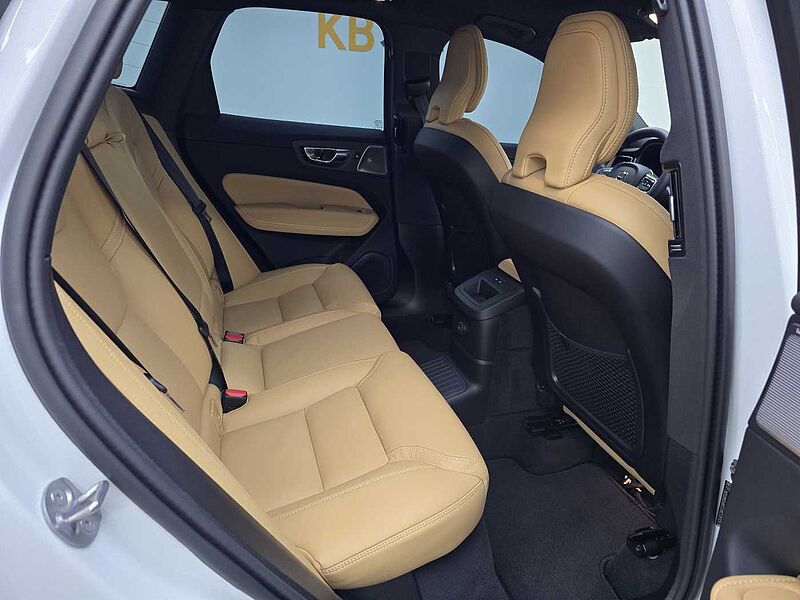 Volvo  T8 AWD Ultra 플러그-인 하이브리드