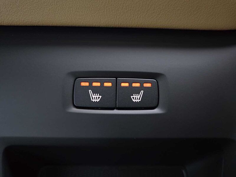 Volvo  T8 AWD Ultra 플러그-인 하이브리드