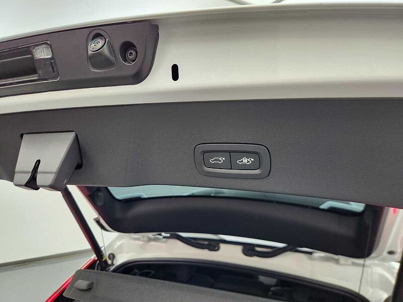 Volvo  Recharge Ultimate, Twin Motor, 전기
