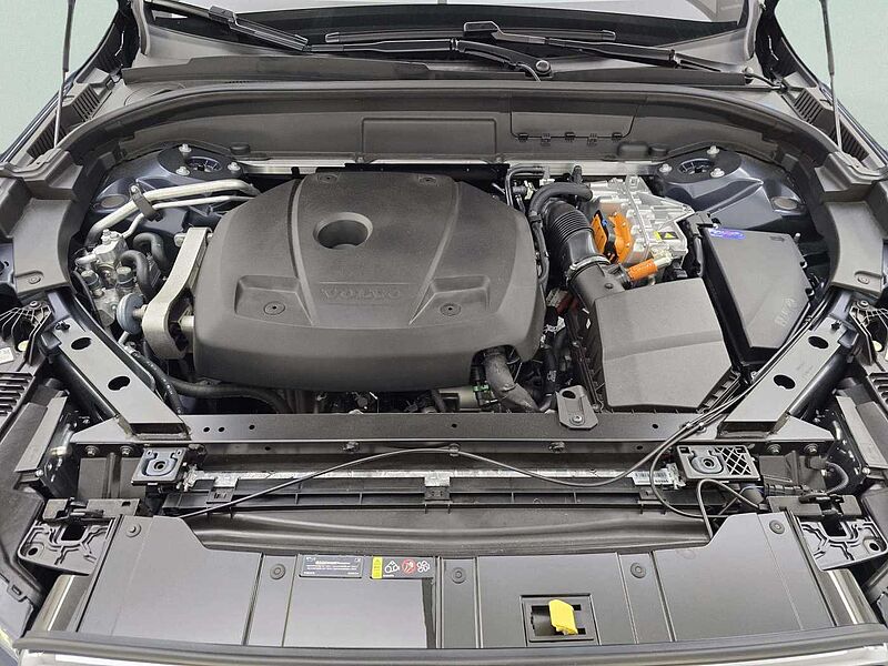 Volvo  Ultra, T8 AWD 플러그-인 하이브리드, 전기/가솔린, 브라이트