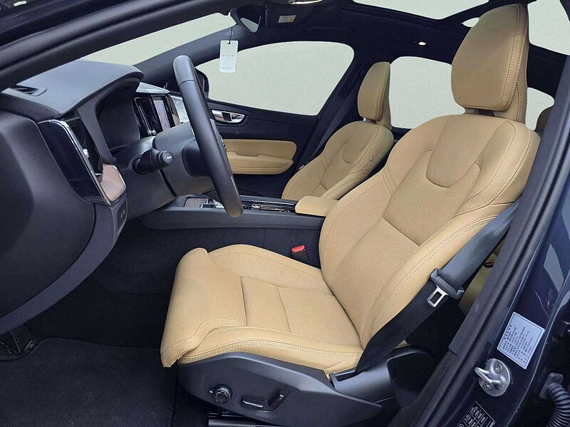 Volvo  Ultra, T8 AWD 플러그-인 하이브리드, 전기/가솔린, 브라이트