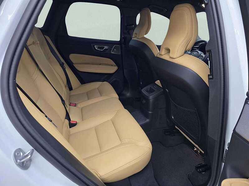 Volvo  Ultra, T8 AWD 플러그-인 하이브리드, 전기/가솔린, 브라이트