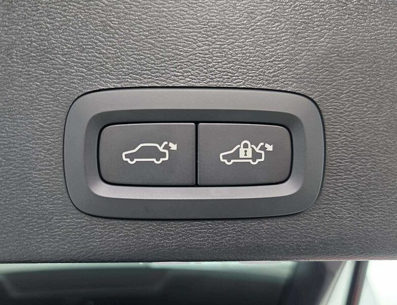 Volvo  Recharge Ultimate, Twin Motor, 전기