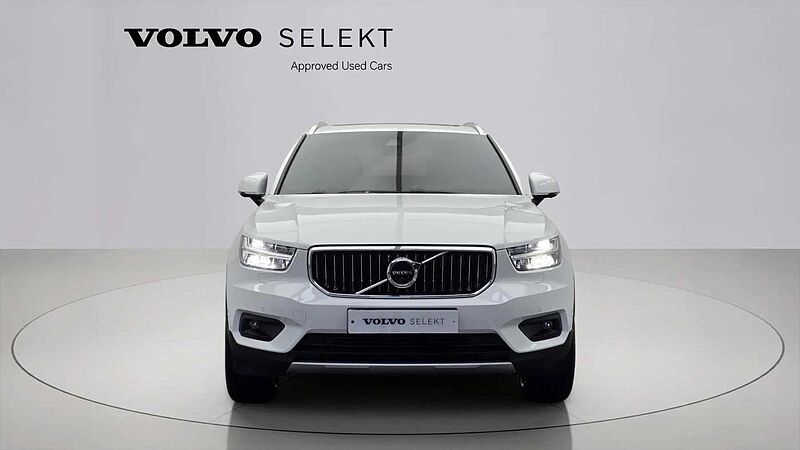 Volvo  B4 AWD Inscription