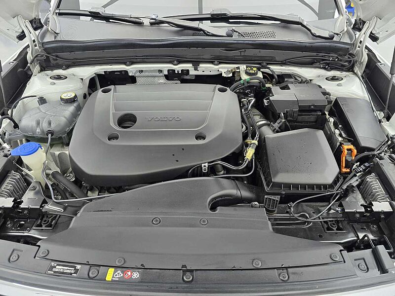 Volvo  B4 AWD Inscription