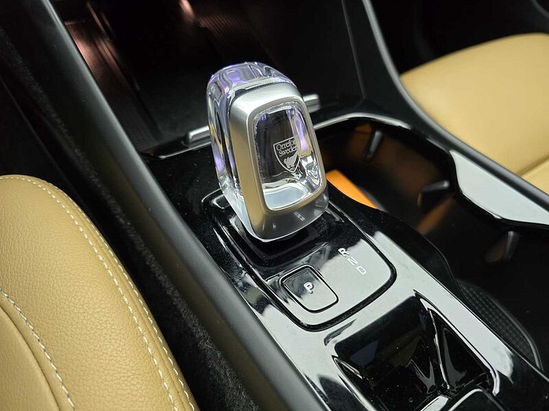 Volvo  B4 AWD Inscription