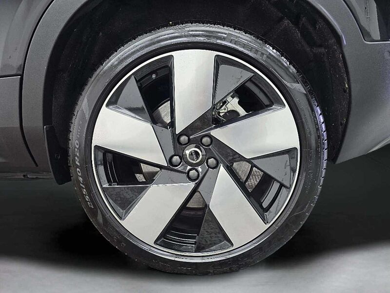 Volvo Recharge Twin Ultimate