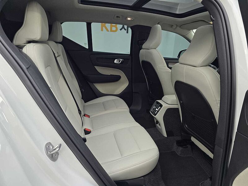 Volvo Ultra, B4 AWD 마일드 하이브리드, 가솔린, 브라이트