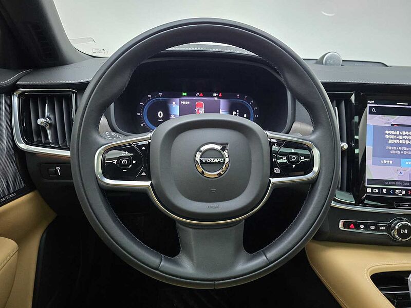 Volvo Ultimate, B5 마일드 하이브리드, 가솔린, 브라이트