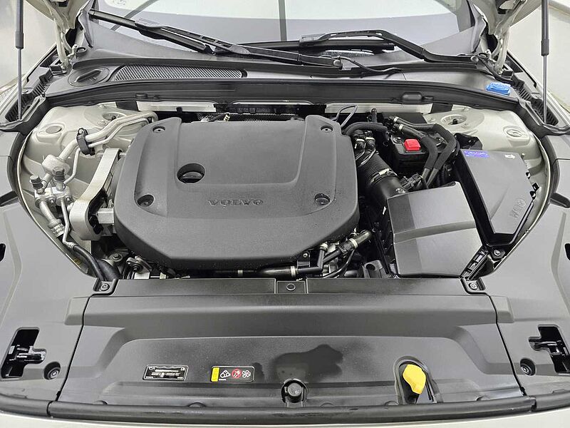 Volvo Ultimate, B5 마일드 하이브리드, 가솔린, 브라이트