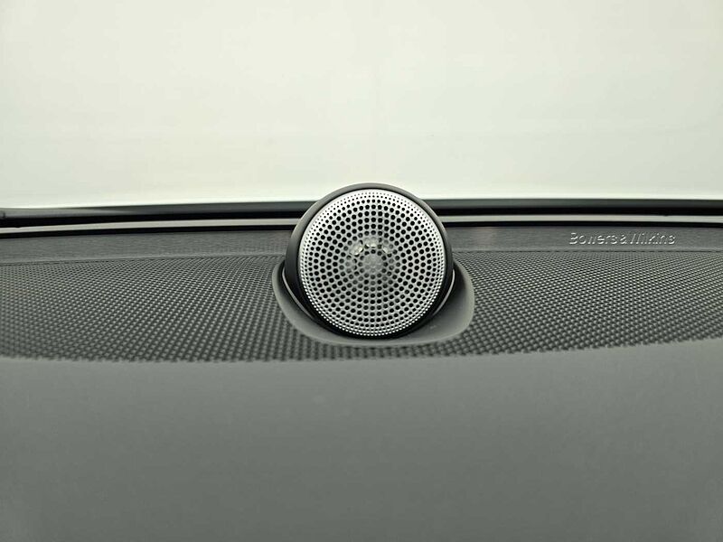 Volvo  B5 Ultra bright