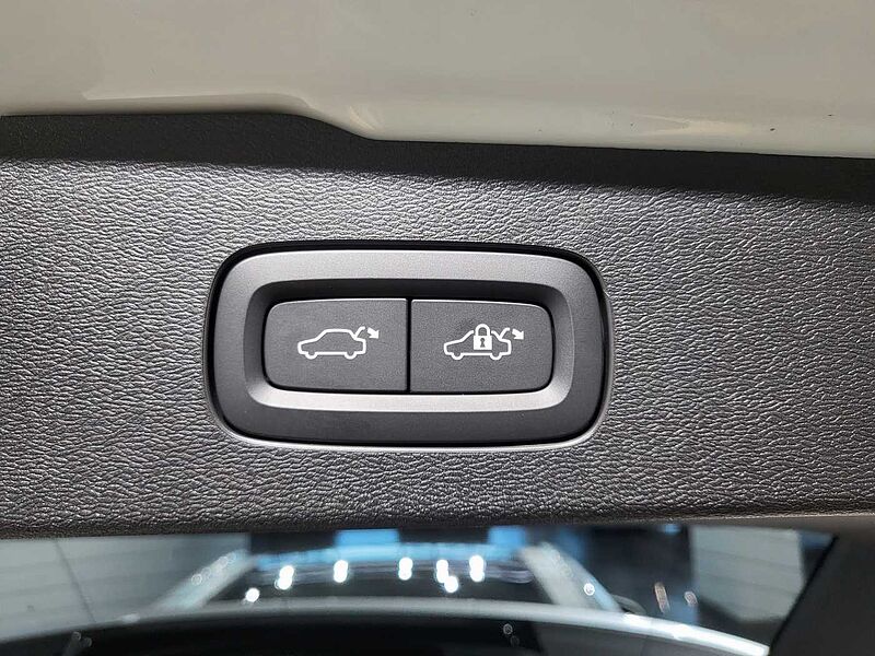 Volvo  B5 Ultra bright