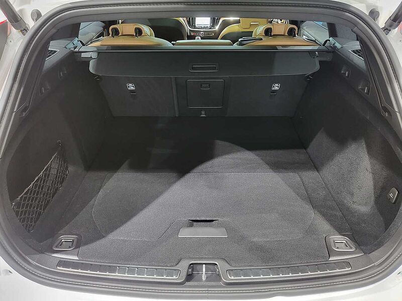 Volvo  B5 Ultra bright